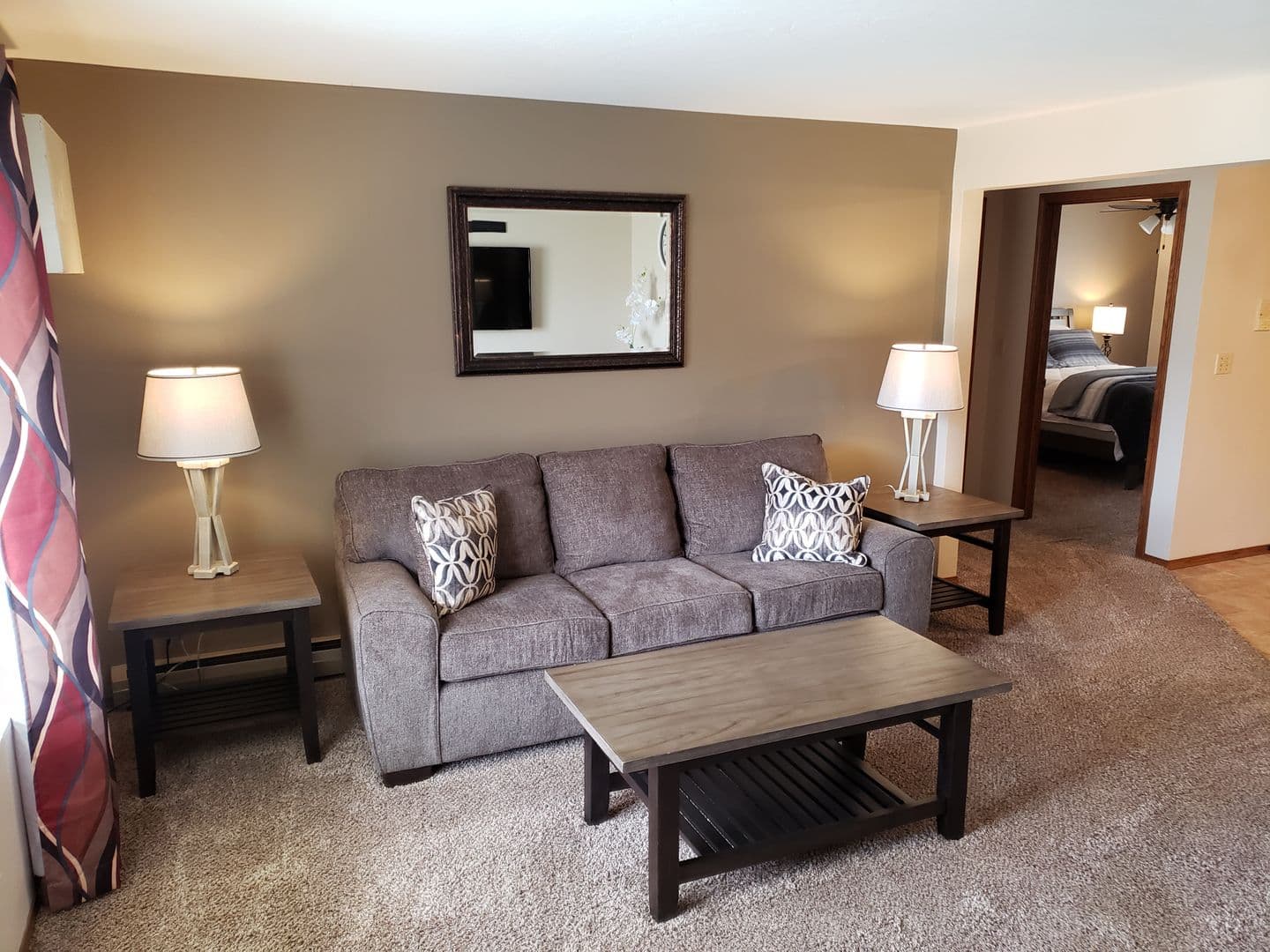 Green Bay Apartment: Business Office