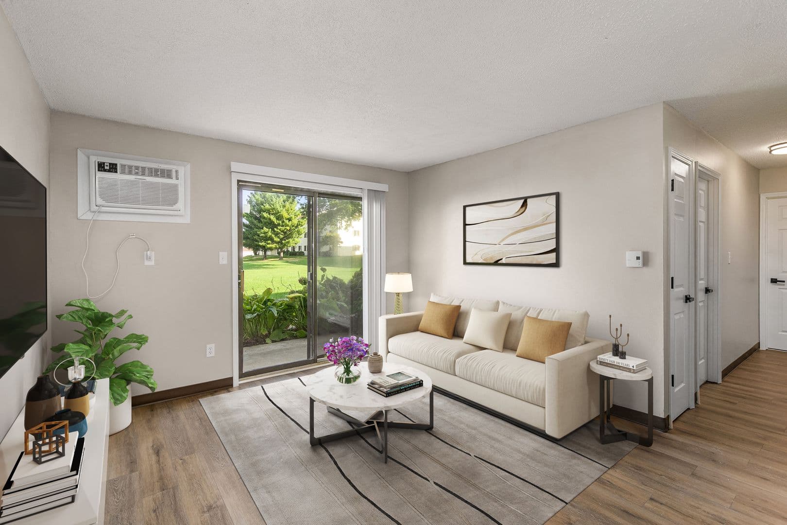 Altoona Apartment: 108 5th Ave NW, #3