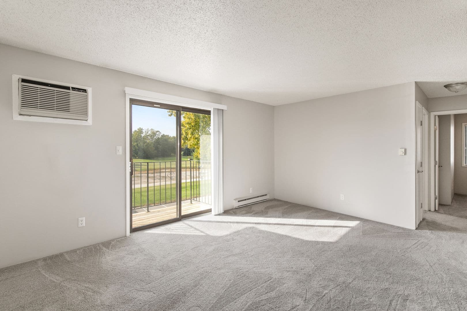 Altoona Apartment: 108 5th Ave NW, #3