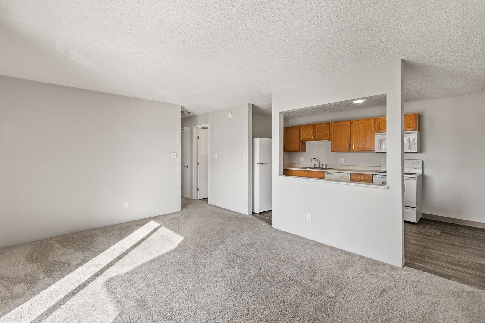 Altoona Apartment: 108 5th Ave NW, #3