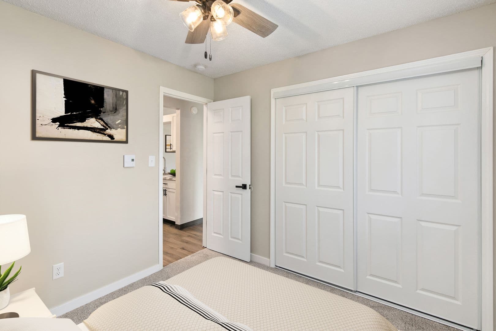 Altoona Apartment: 108 5th Ave NW, #3