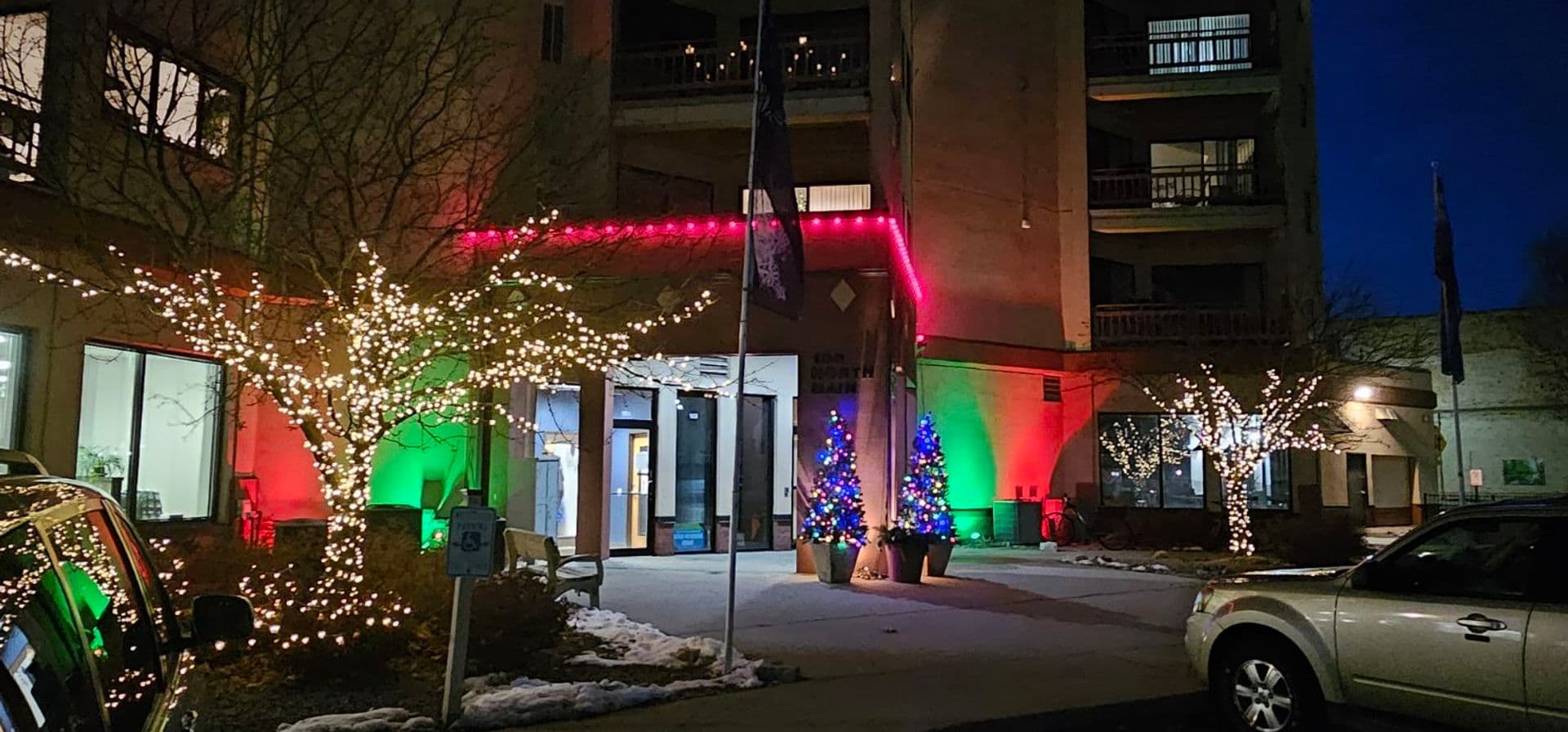Oshkosh Apartment: 100 N Main Street, Office