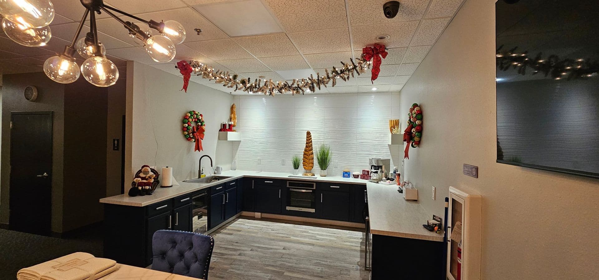 Oshkosh Apartment: 100 N Main Street, Office