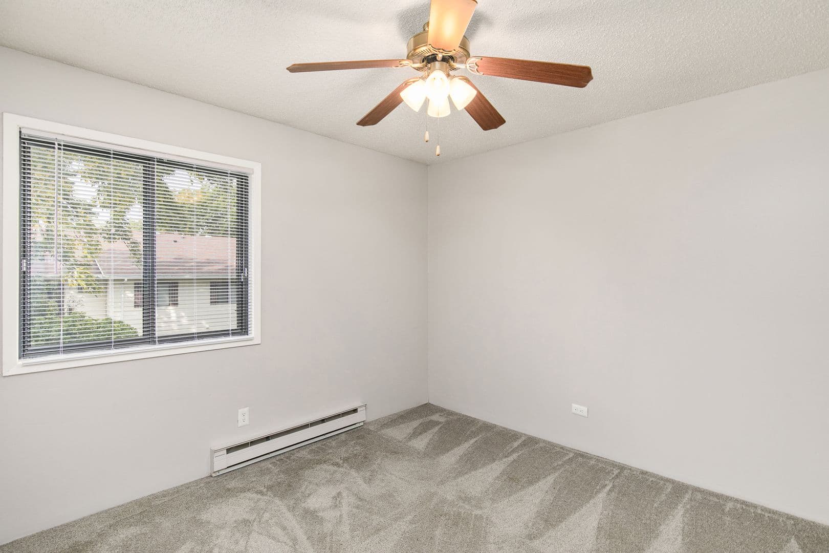 Altoona Apartment: 108 5th Ave NW, #3