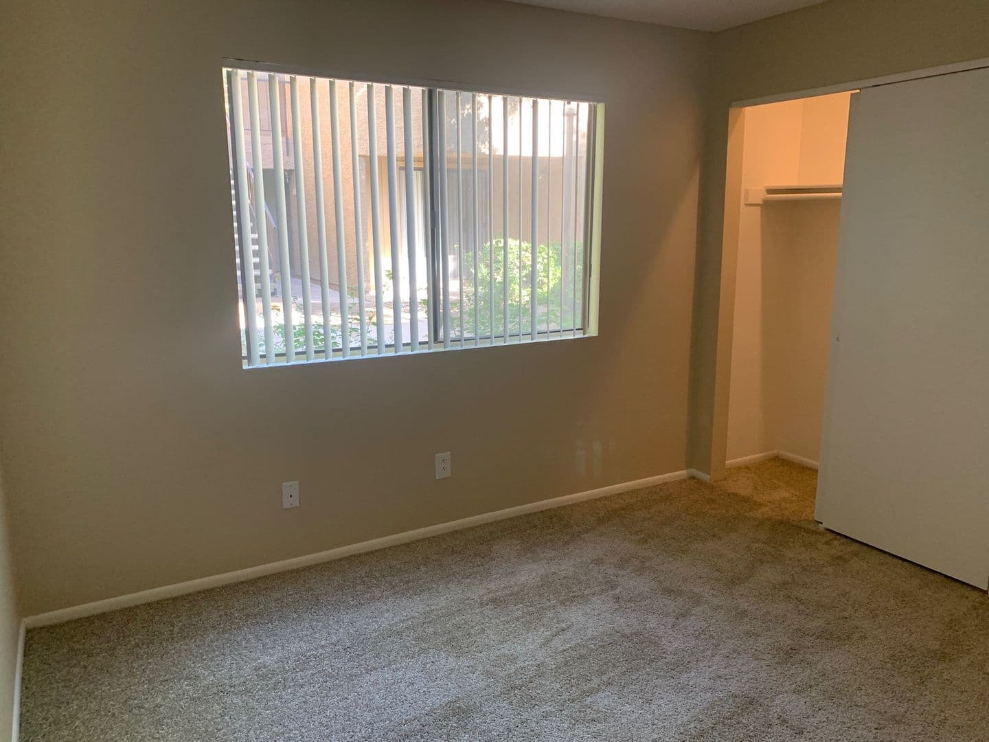 Phoenix Apartment: 5350 E Taylor St