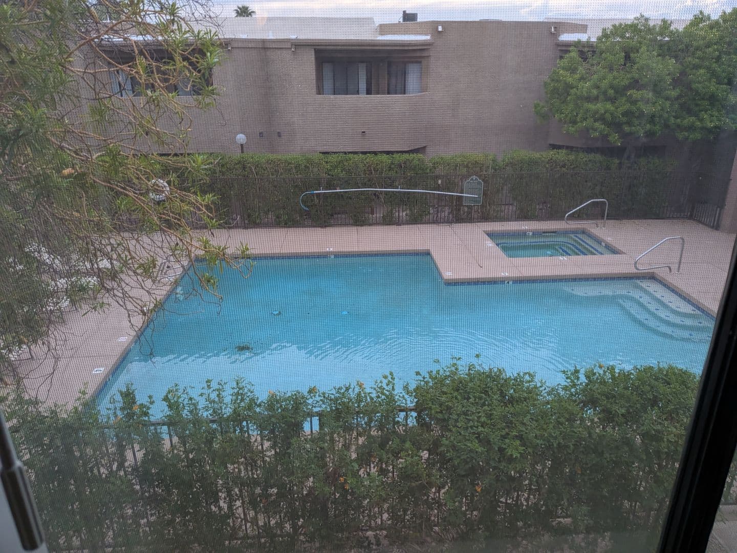 Phoenix Apartment: 5350 E Taylor St