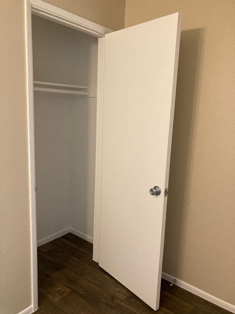 Phoenix Apartment: 5350 E Taylor St