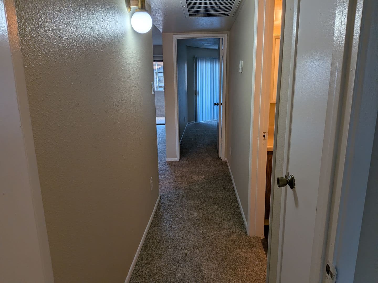 Phoenix Apartment: 5350 E Taylor St