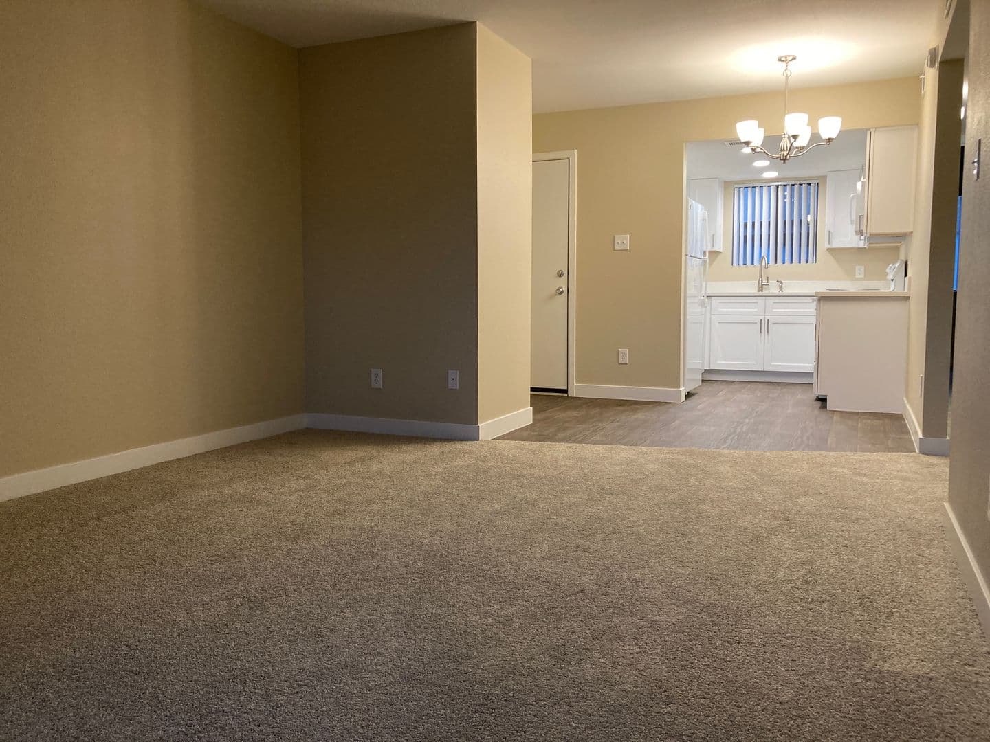 Phoenix Apartment: 5350 E Taylor St