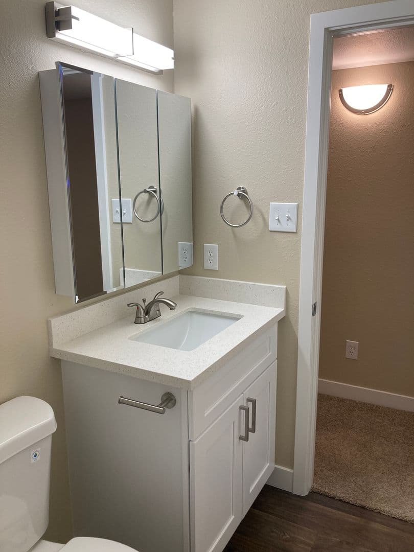 Phoenix Apartment: 5350 E Taylor St