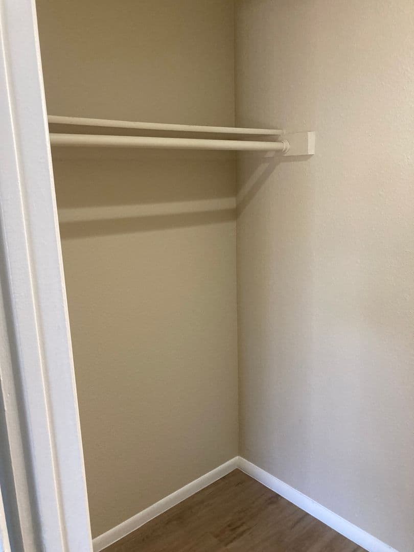 Phoenix Apartment: 5350 E Taylor St