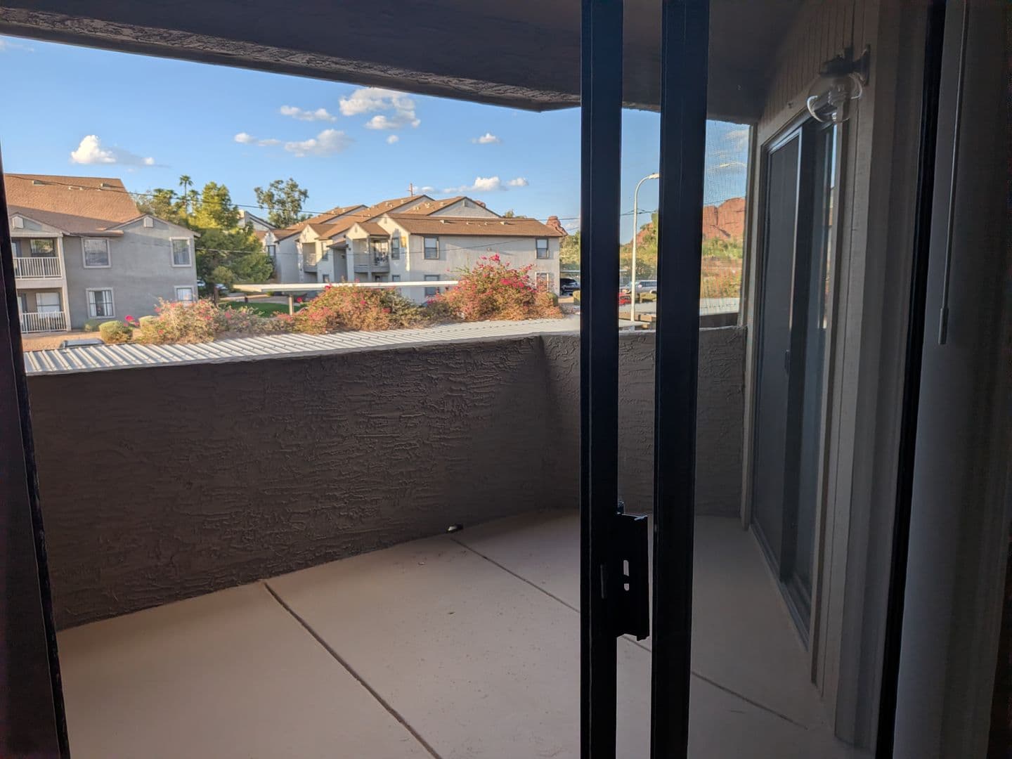 Phoenix Apartment: 5350 E Taylor St