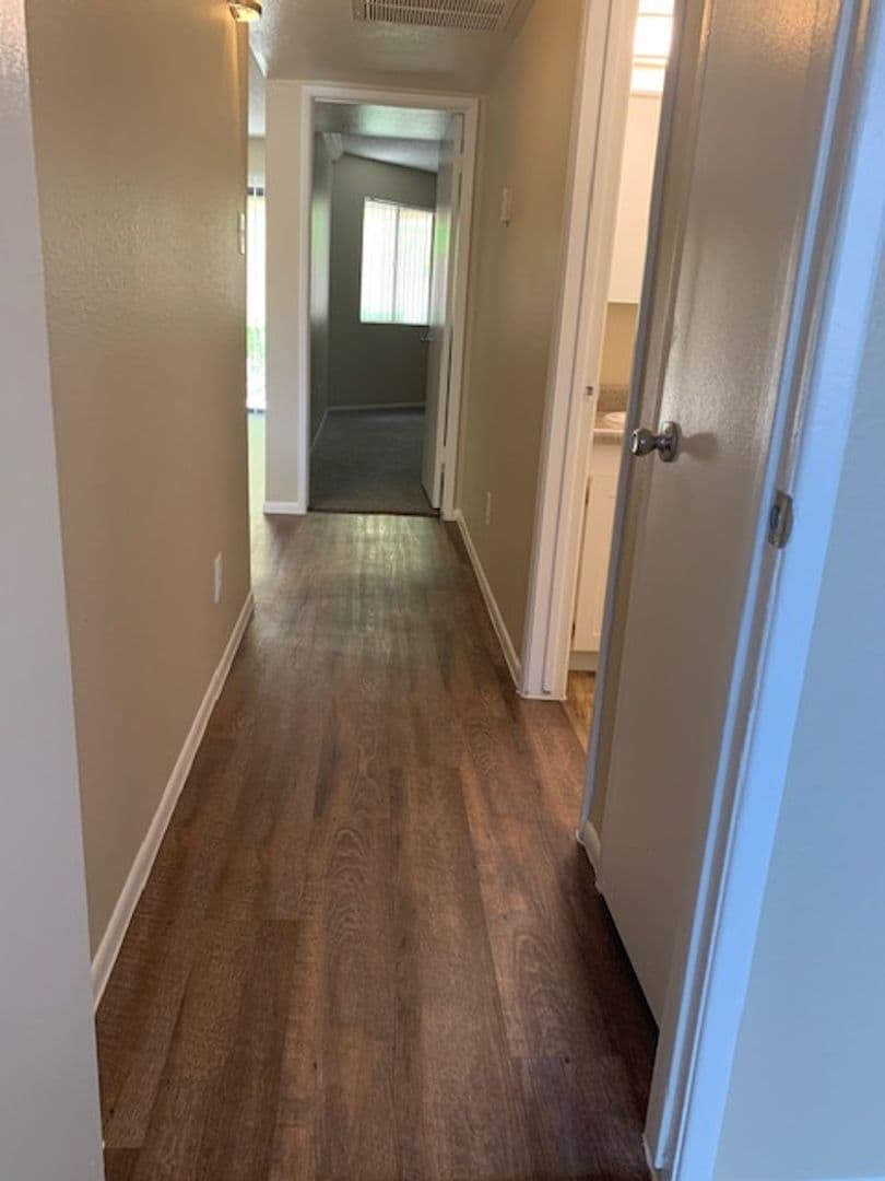 Phoenix Apartment: 5350 E Taylor St