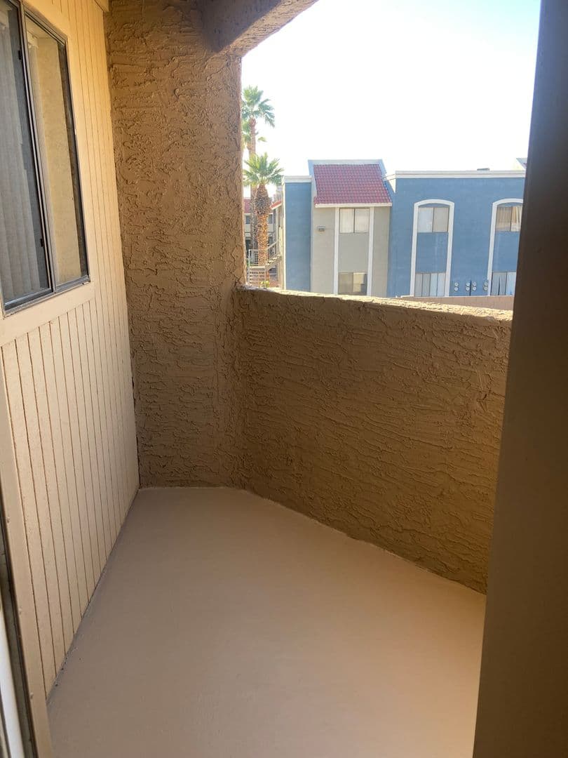 Phoenix Apartment: 5350 E Taylor St