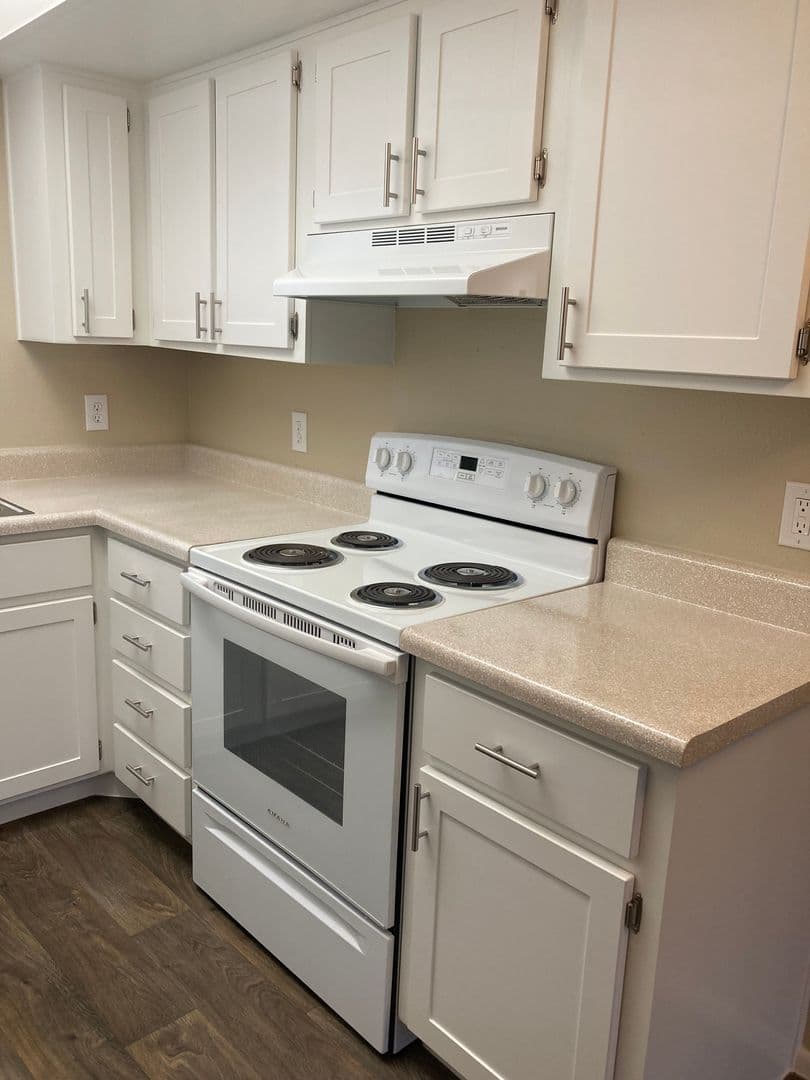 Phoenix Apartment: 5350 E Taylor St
