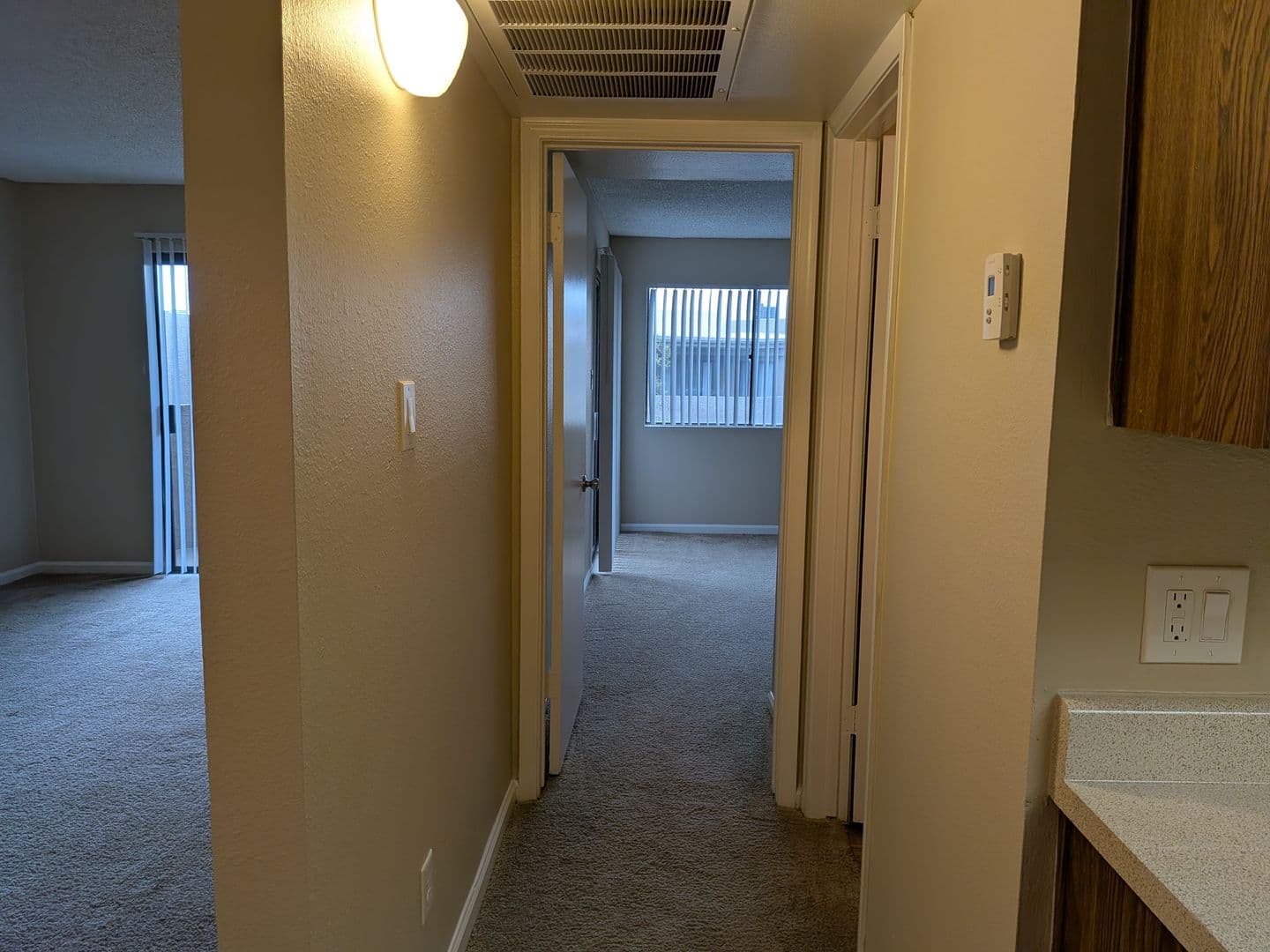 Phoenix Apartment: 5350 E Taylor St