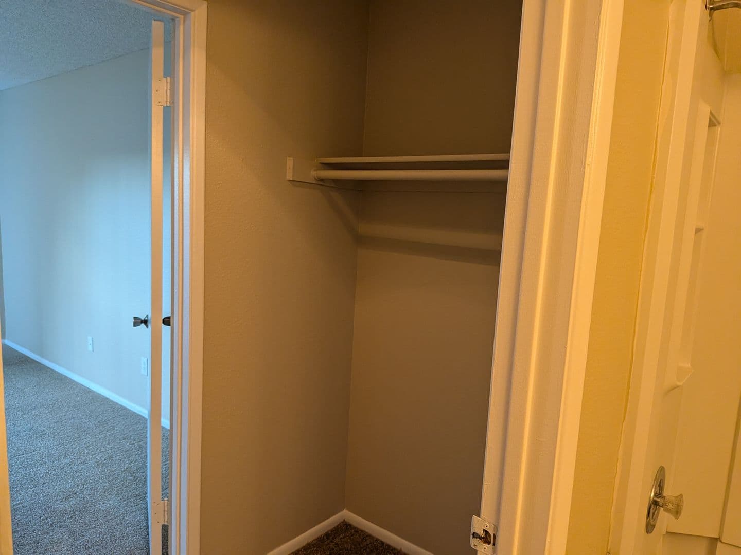 Phoenix Apartment: 5350 E Taylor St