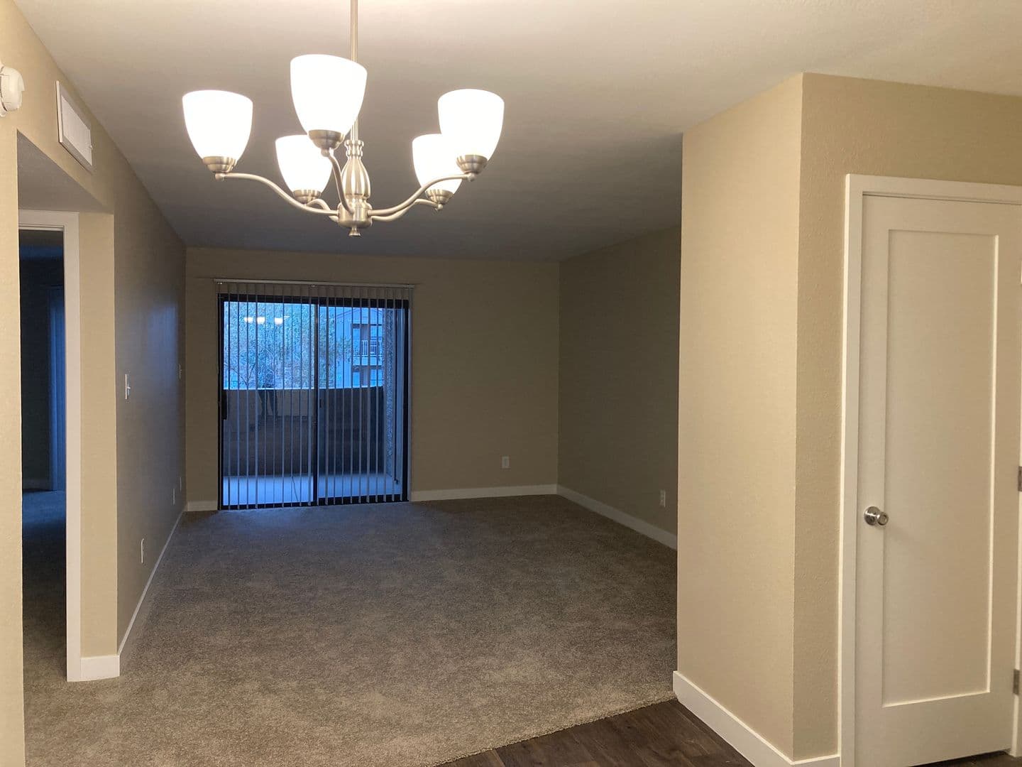 Phoenix Apartment: 5350 E Taylor St