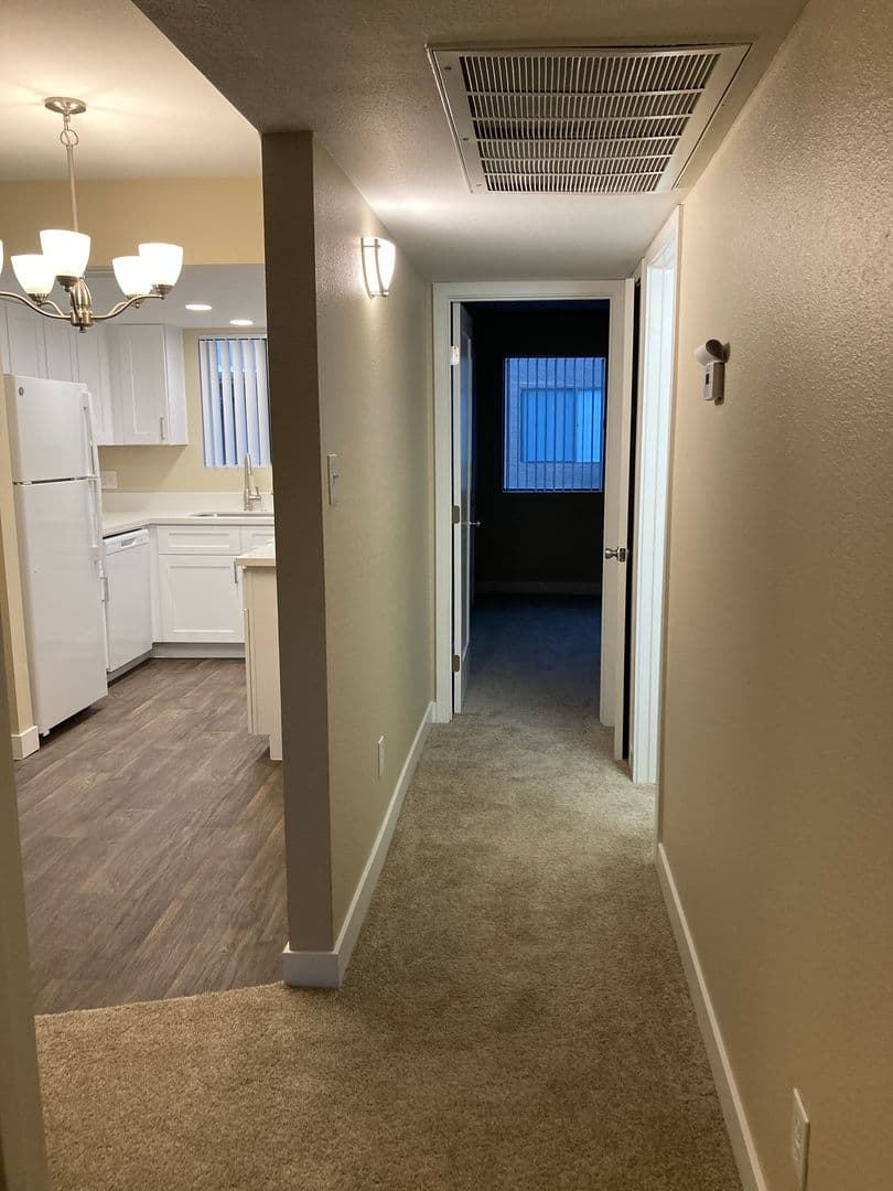 Phoenix Apartment: 5350 E Taylor St