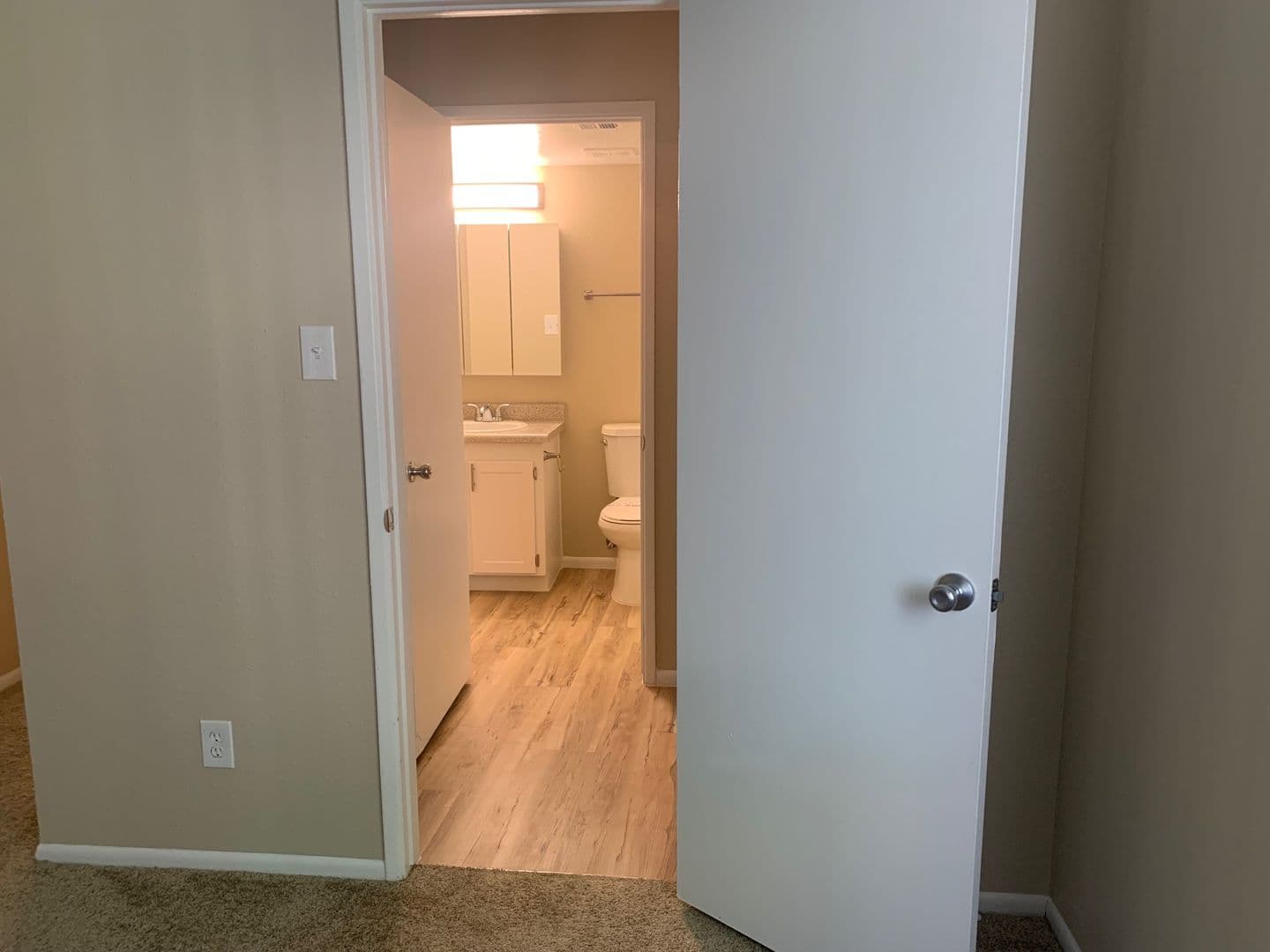 Phoenix Apartment: 5350 E Taylor St