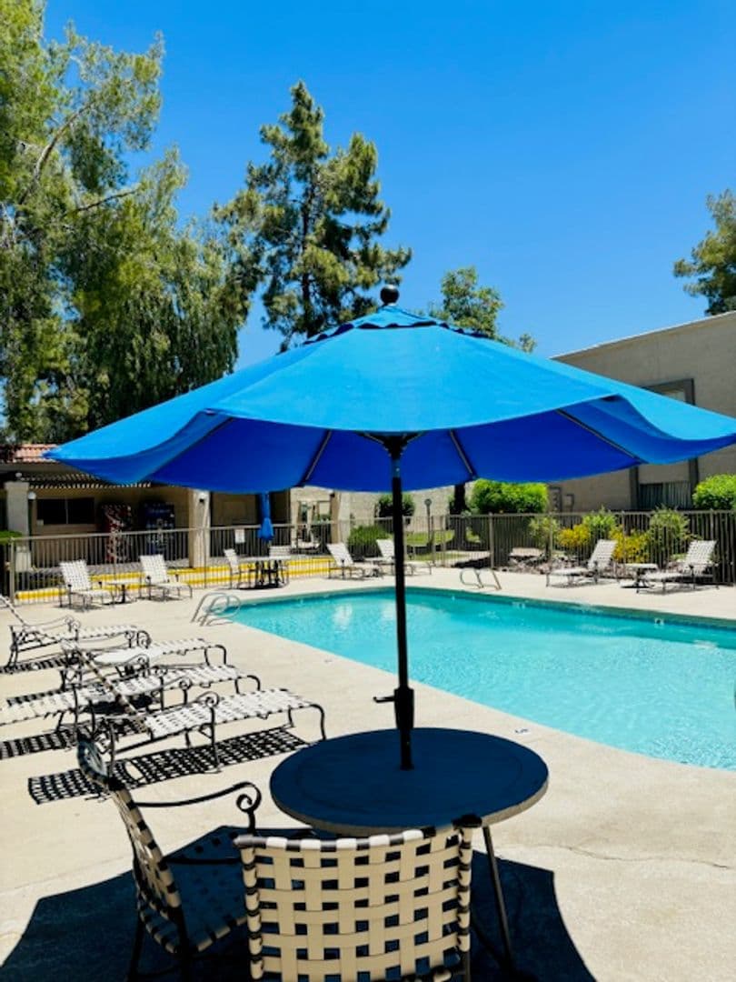Phoenix Apartment: 1750 E Bell Rd.