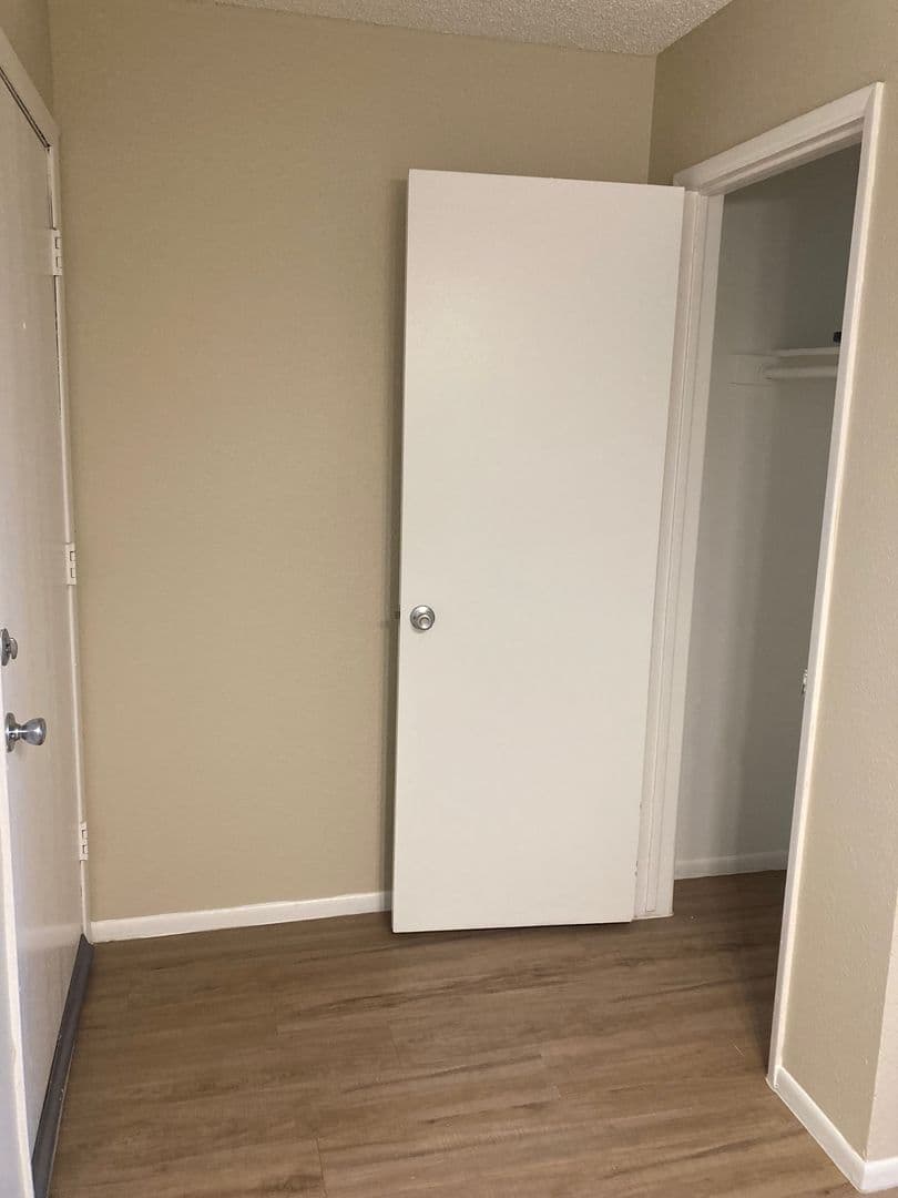 Phoenix Apartment: 5350 E Taylor St