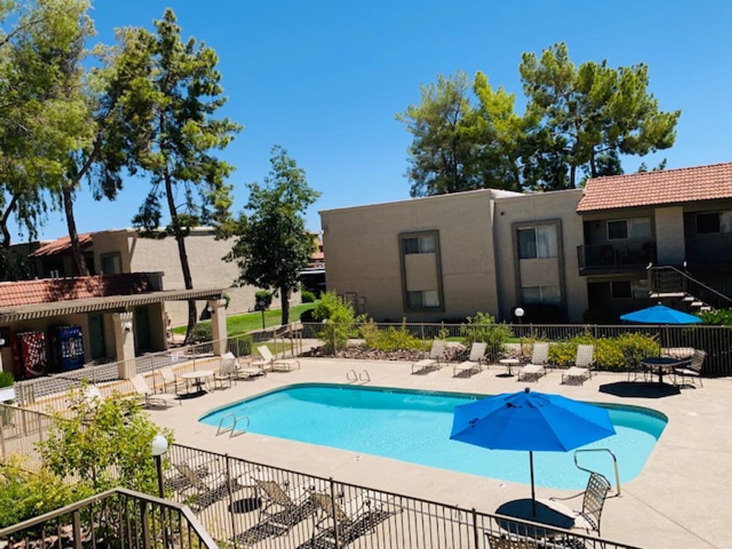 Phoenix Apartment: 1750 E Bell Rd.