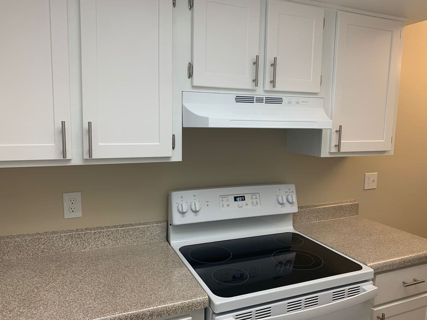 Phoenix Apartment: 5350 E Taylor St