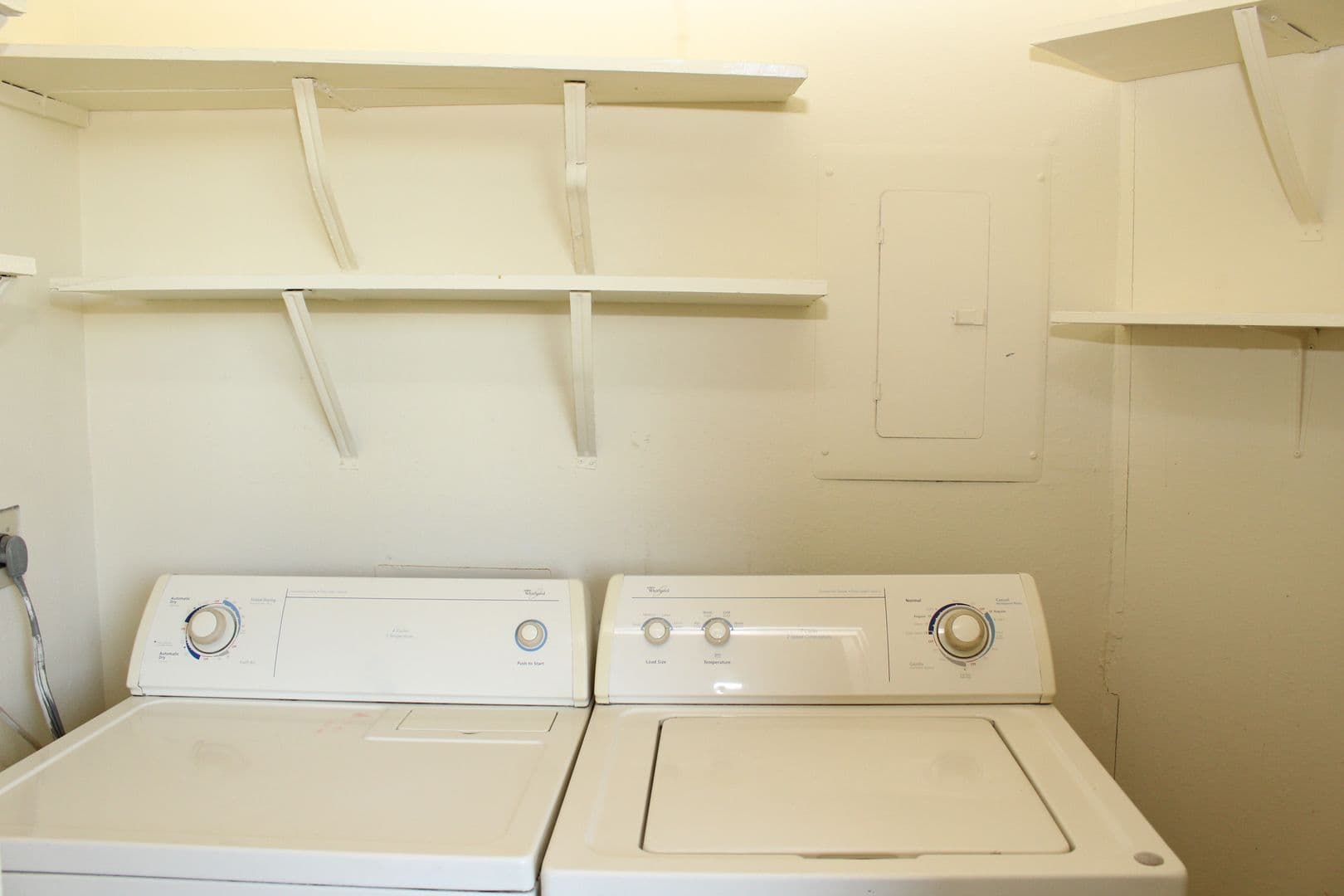 Phoenix Apartment: 5350 E Taylor St