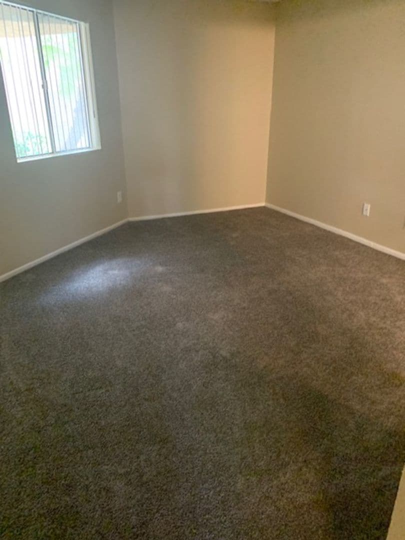 Phoenix Apartment: 5350 E Taylor St