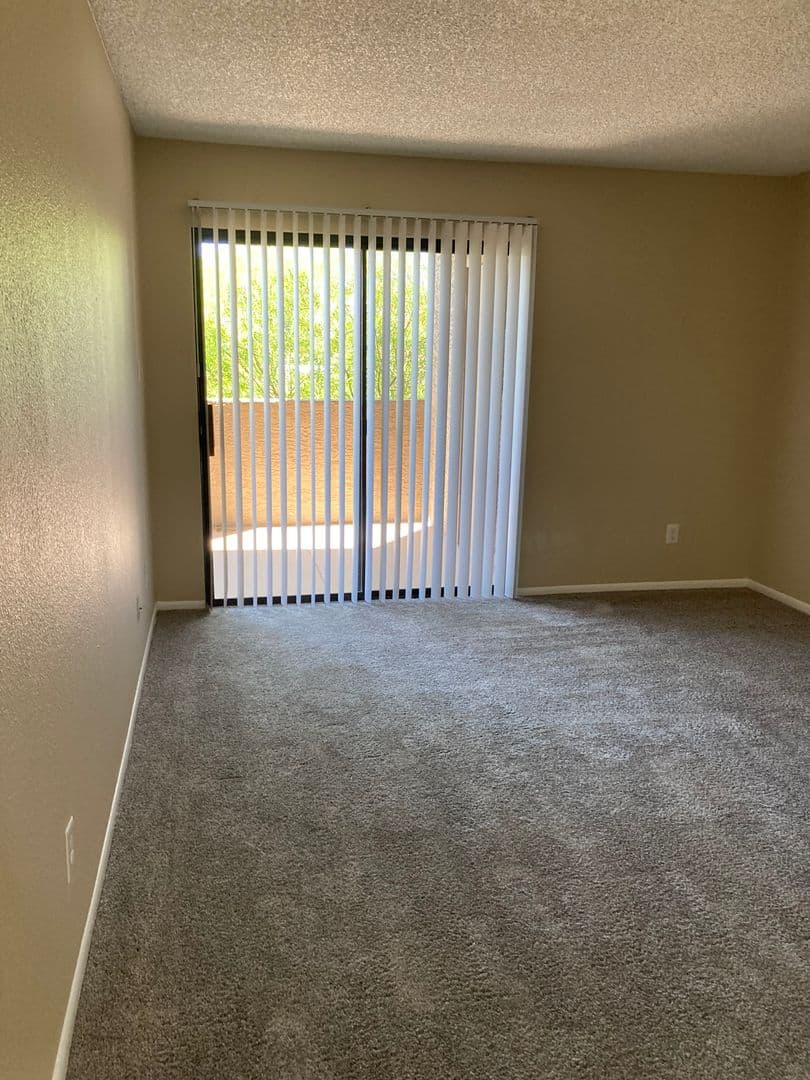 Phoenix Apartment: 5350 E Taylor St