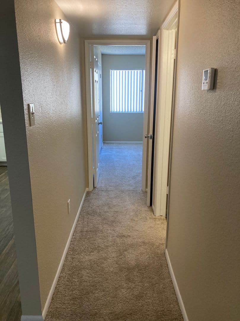Phoenix Apartment: 5350 E Taylor St