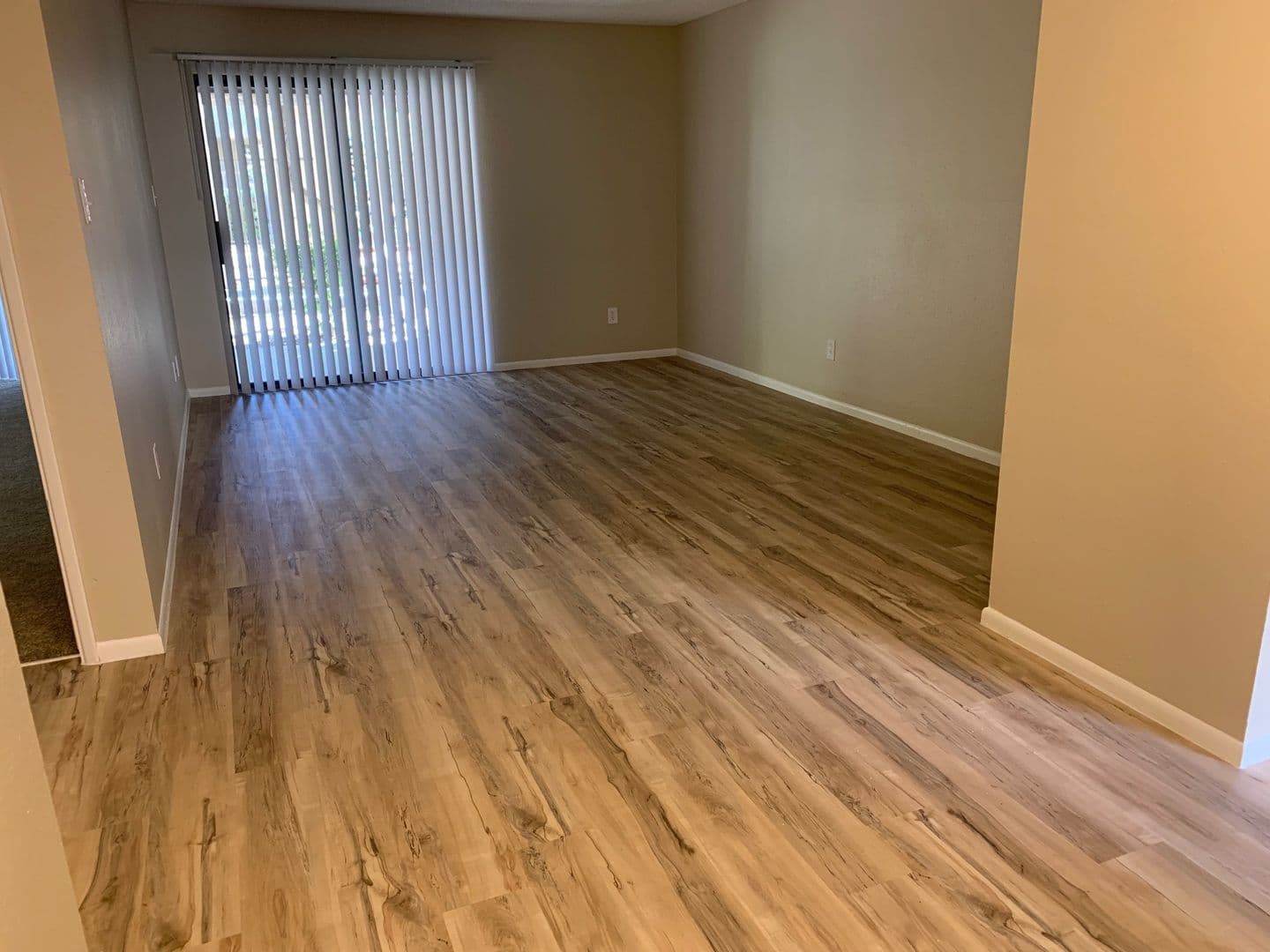 Phoenix Apartment: 5350 E Taylor St