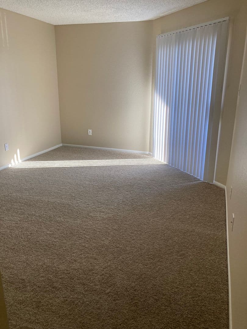 Phoenix Apartment: 5350 E Taylor St