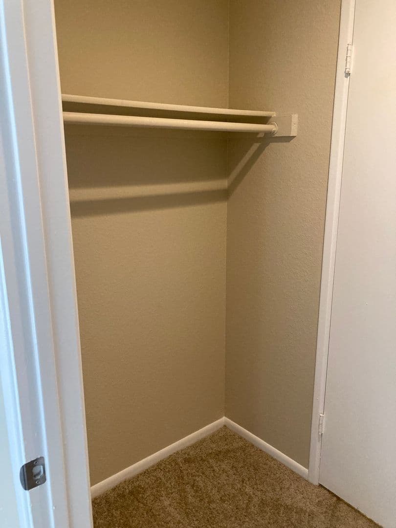 Phoenix Apartment: 5350 E Taylor St