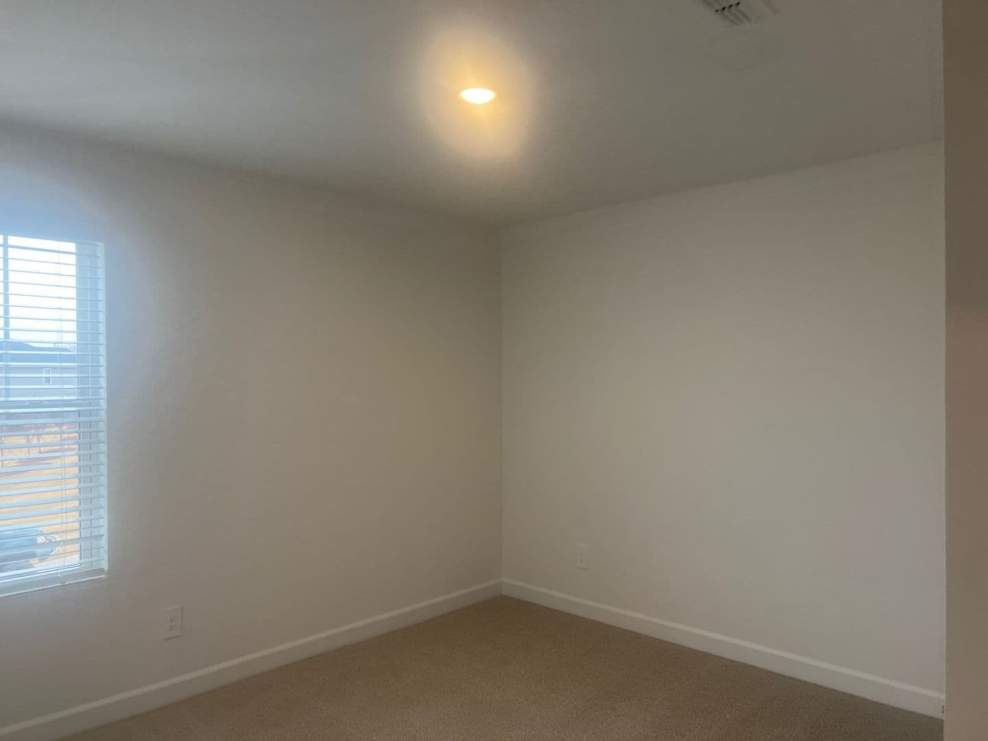 Conover House: 1241 30th St Ln NE