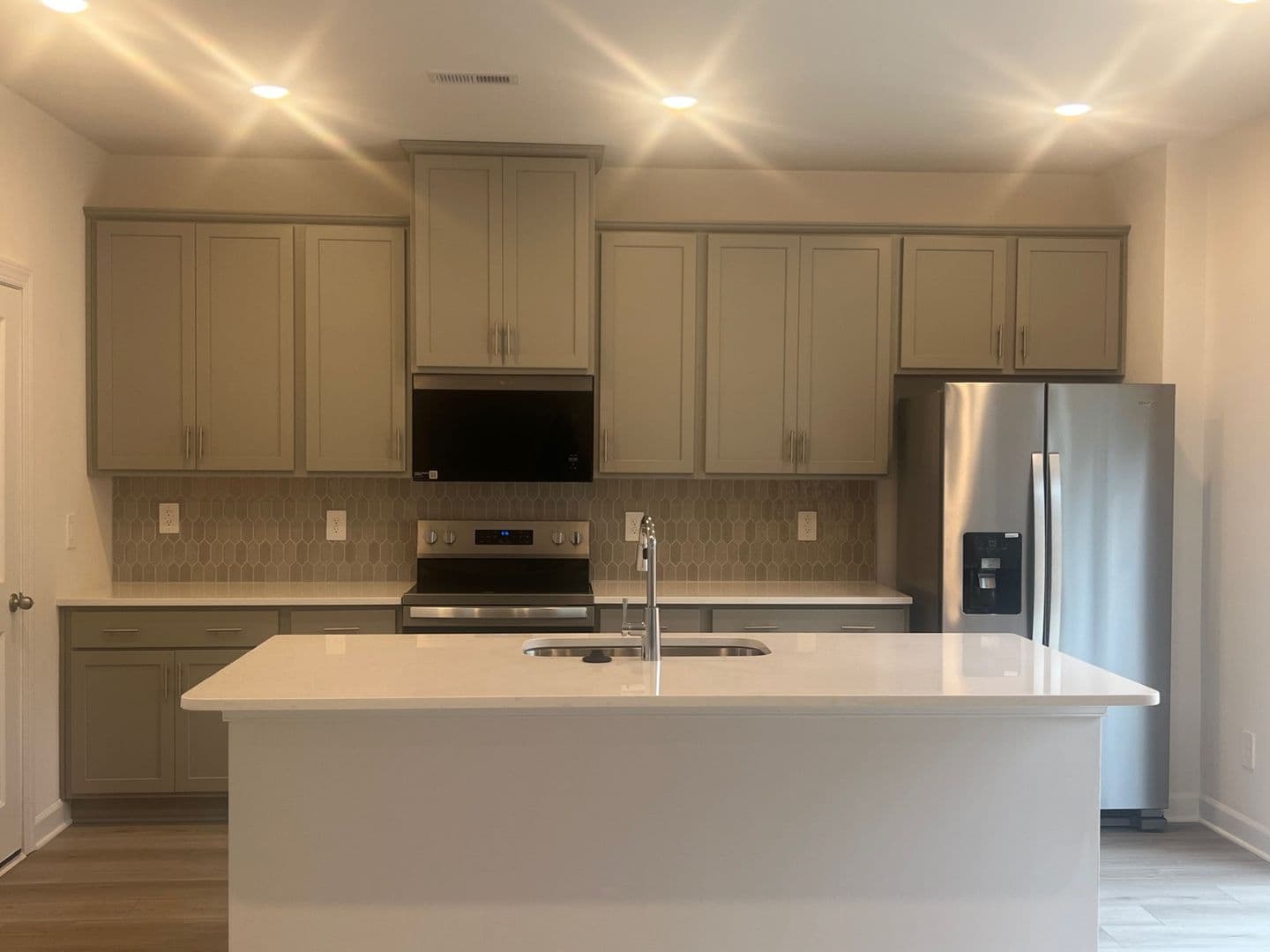 Conover House: 1241 30th St Ln NE