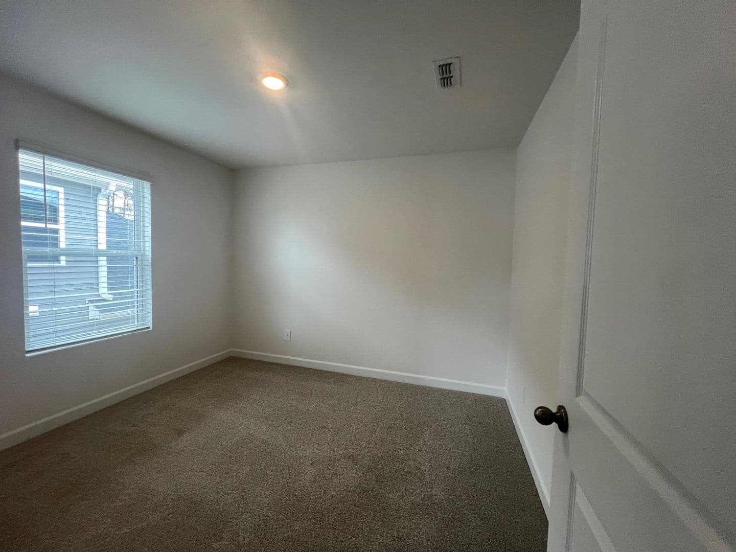 Conover House: 1281 30th St Ln NE