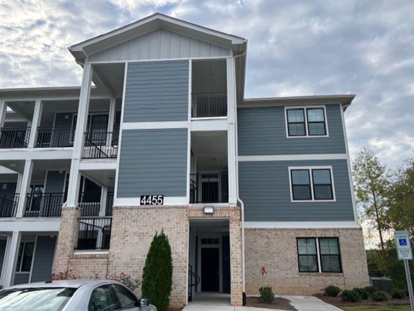Sherrills Ford House: 4455 Reed Creek Drive