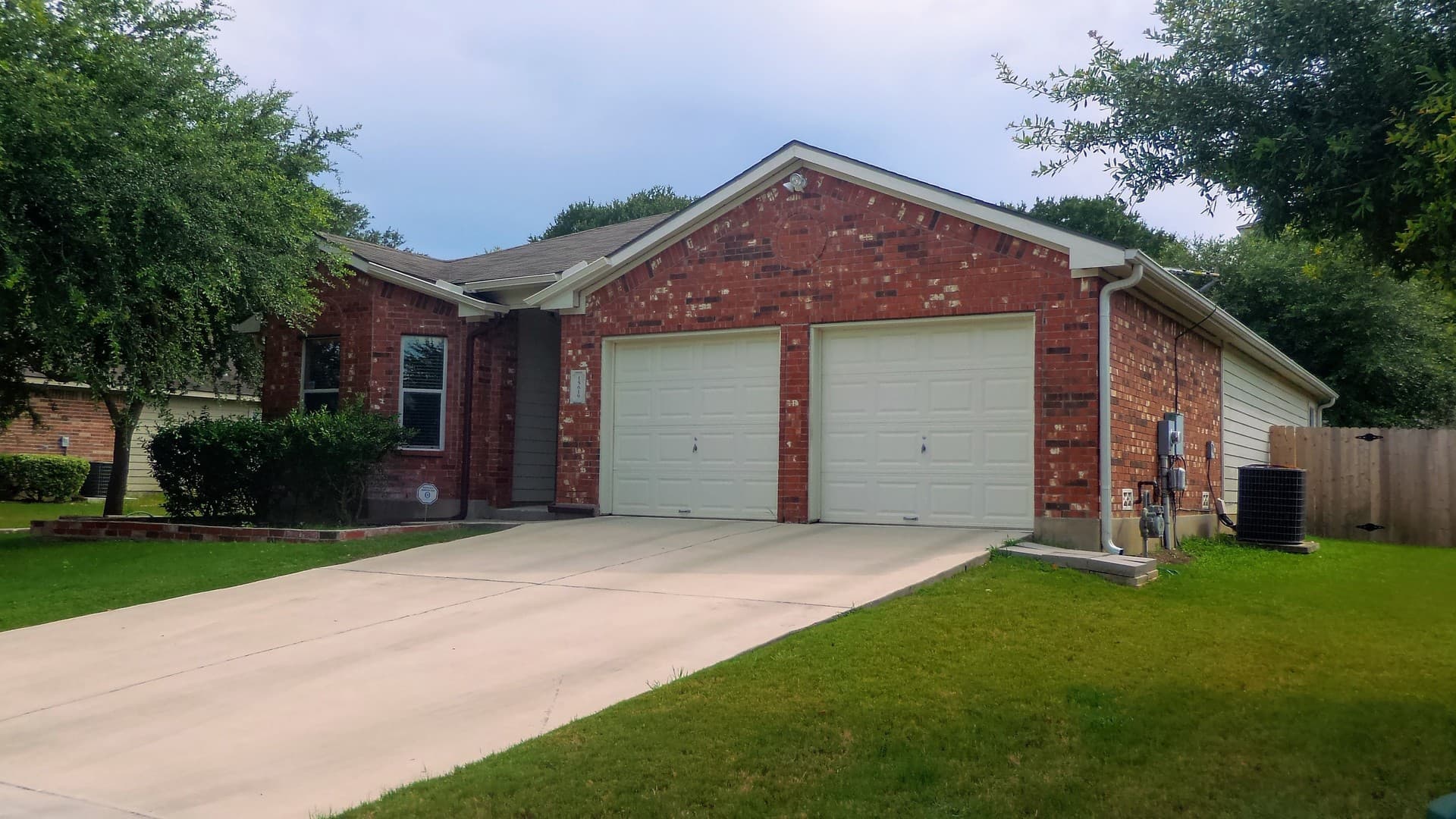 Selma House: 15619 Turfway Park