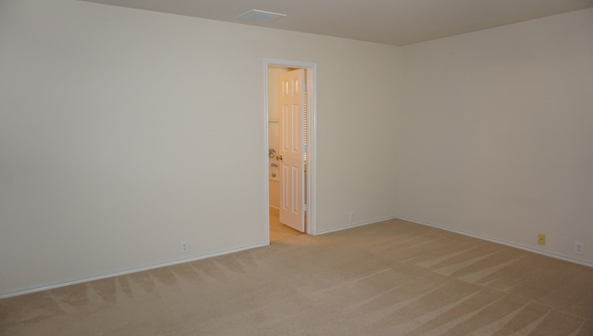 Selma House: 15619 Turfway Park