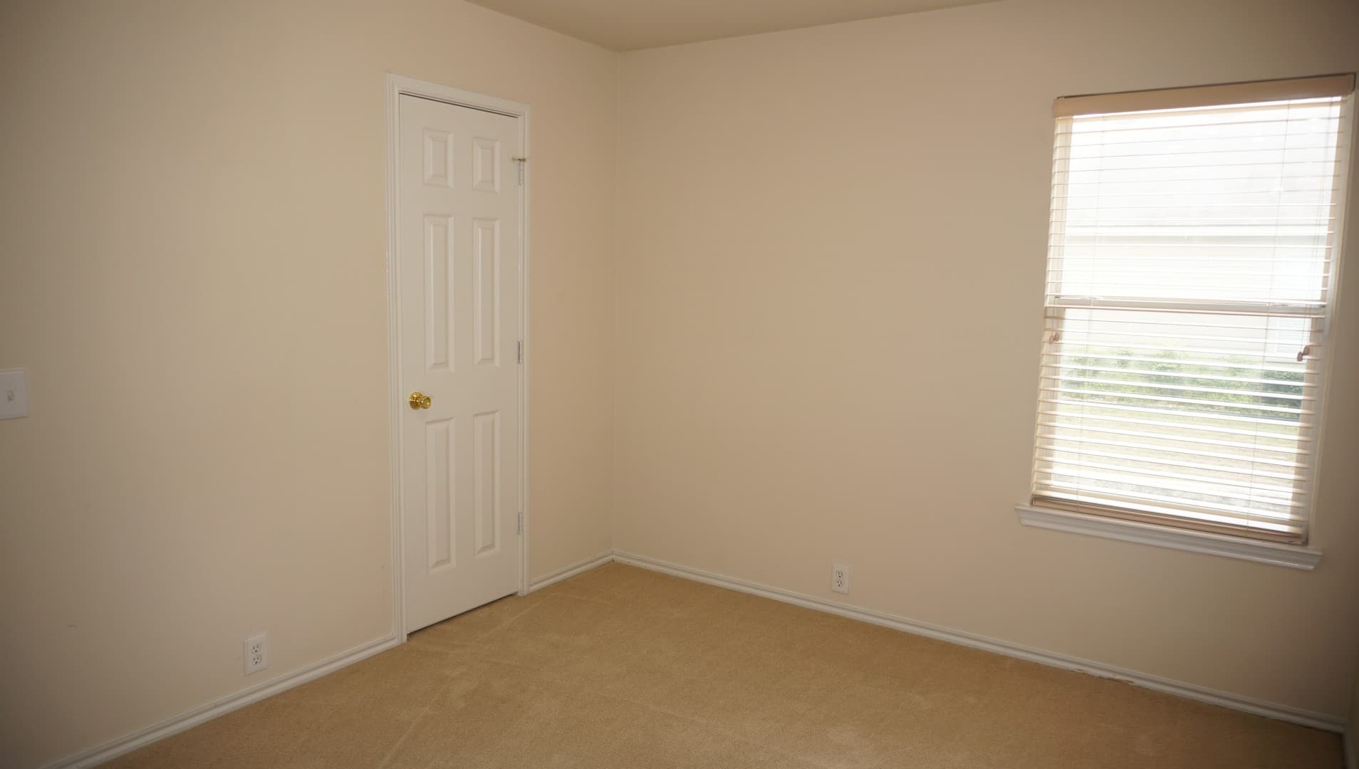 Selma House: 15619 Turfway Park