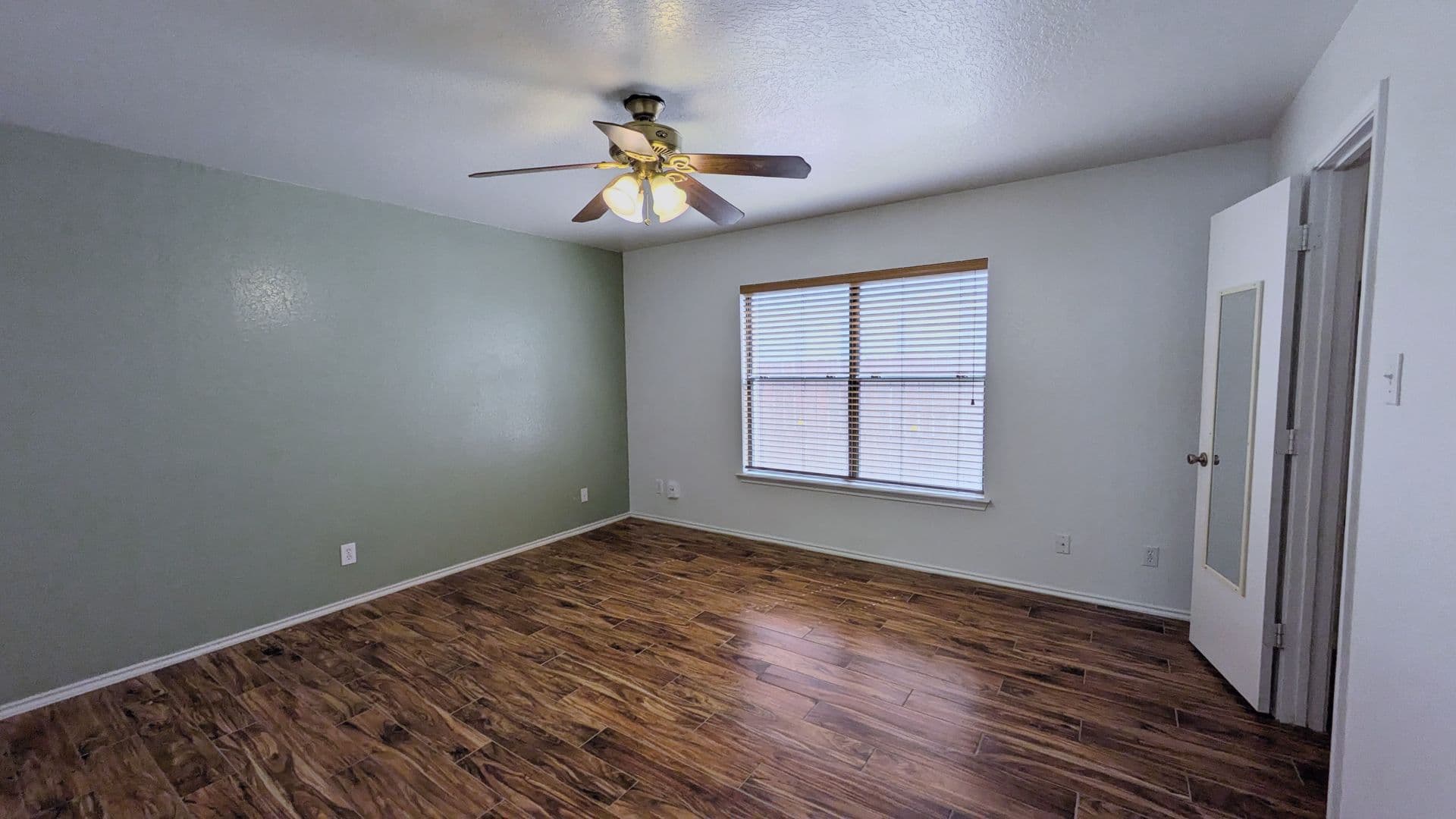 San Antonio House: 5015 Viking Coral