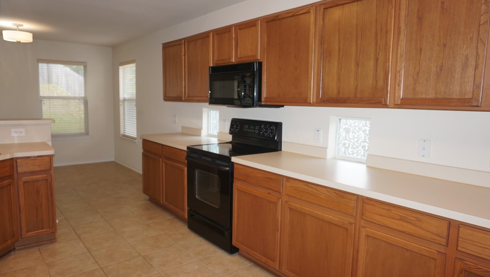 Selma House: 15619 Turfway Park