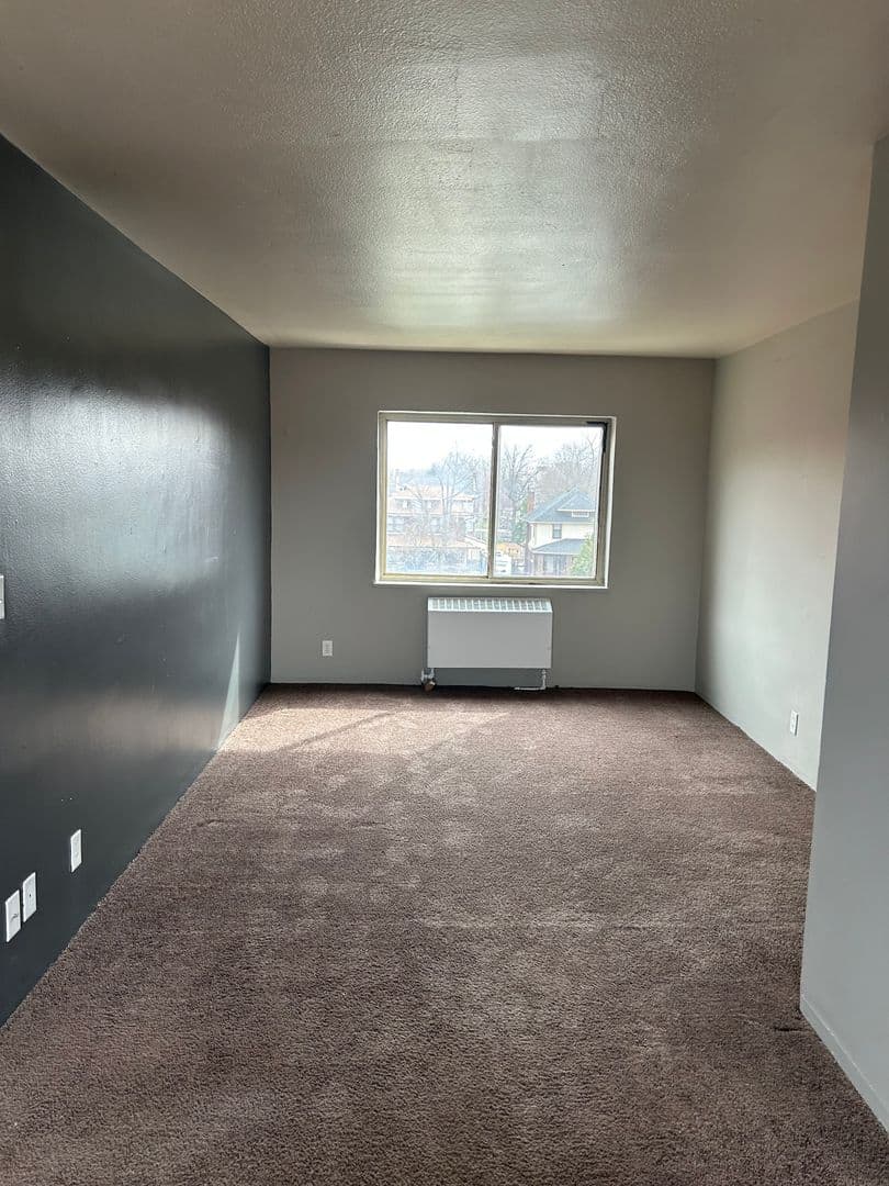 Ft. Wayne Apartment: 2301 Florida Dr.