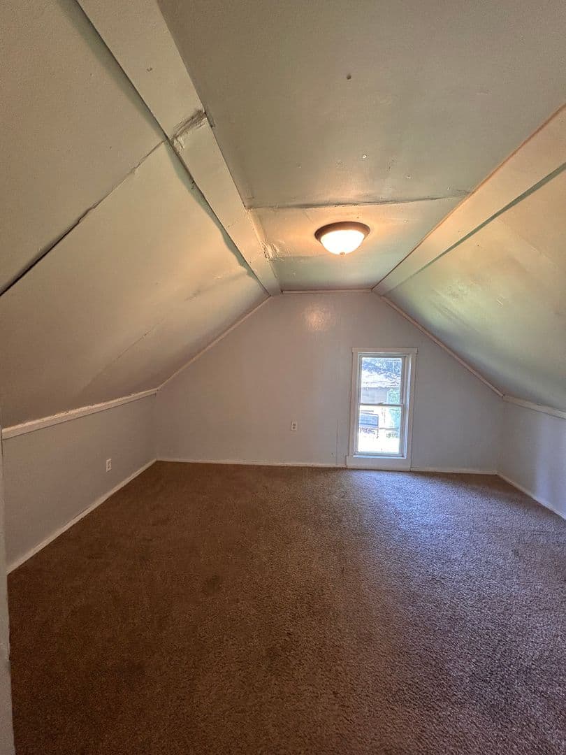 Ft. Wayne Apartment: 812 Huestis Ave