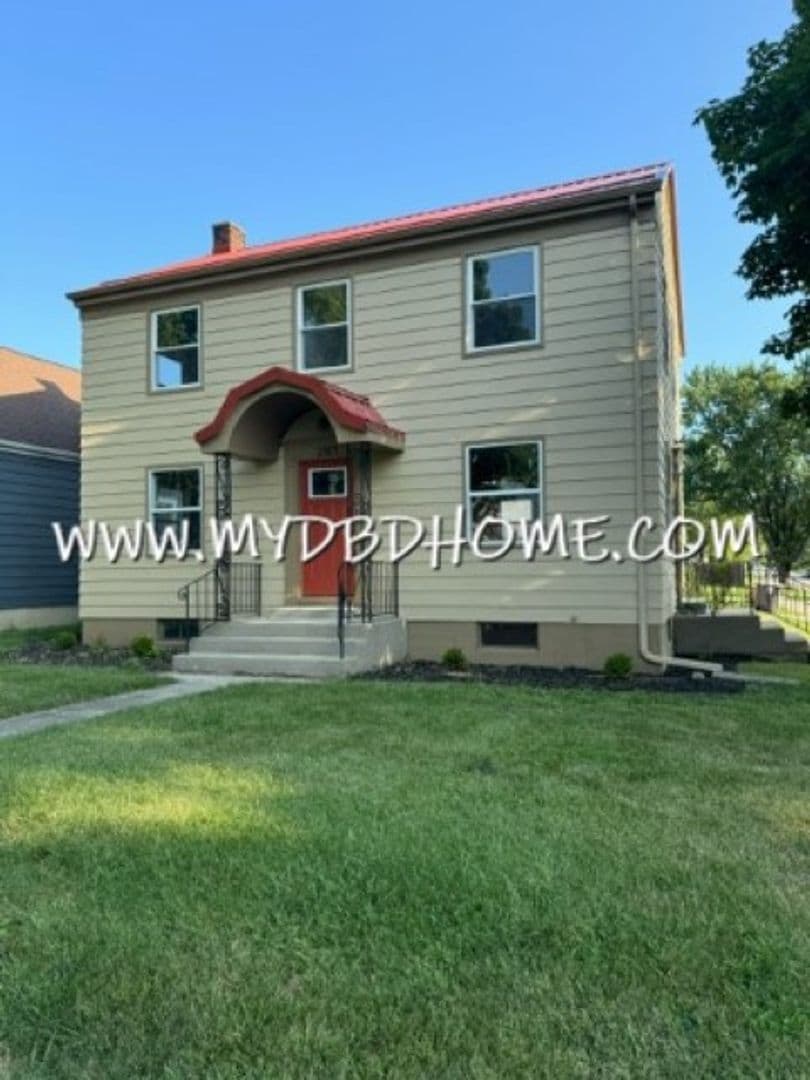 Fort Wayne Apartment: 2405 Carew St.
