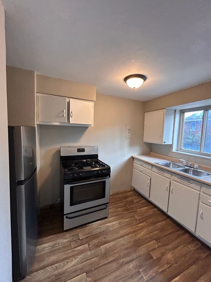 Ft. Wayne Apartment: 2301 Florida Dr.