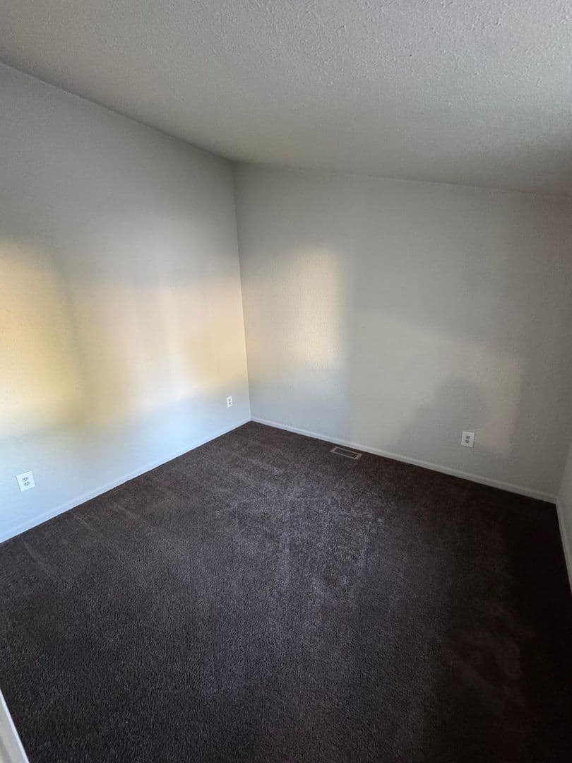Fort Wayne House: 1326 Lofton Way