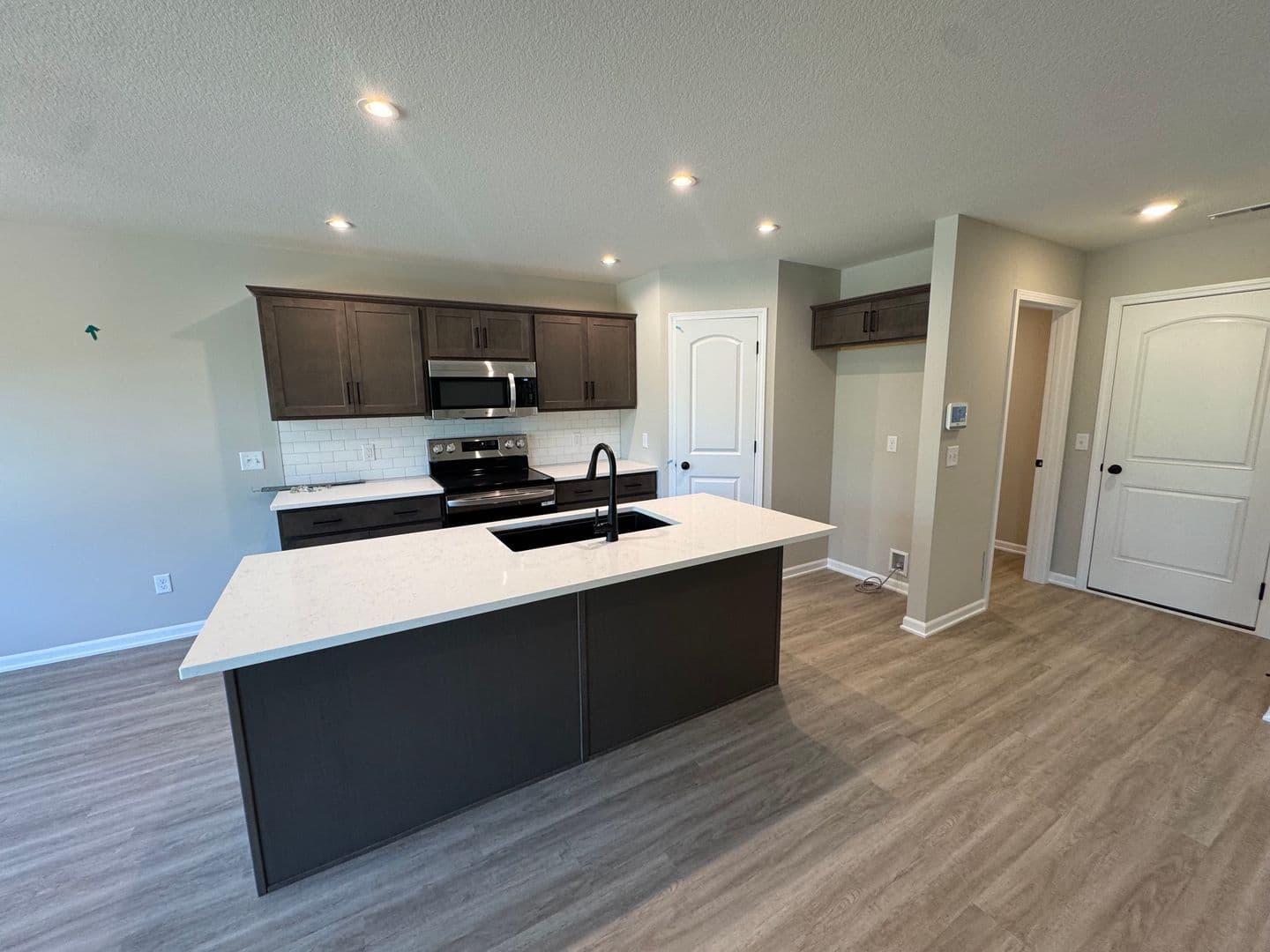 Fort Wayne House: 377 Forecast Cove